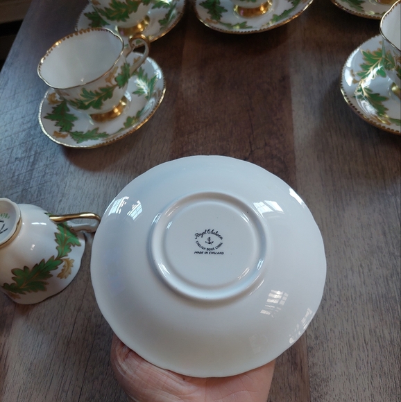 Vintage Royal Chelsey Bone China Green Leaf Ivy Tea Cup and Saucer Set Of (6) - Picture 9 of 16